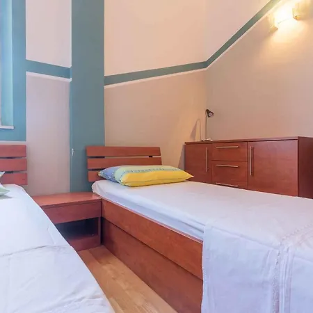 In Insel Brac 5903 Apartamento